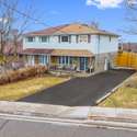 729 Sunnypoint Dr, Newmarket, ON