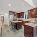 200 Seaton St, Toronto, ON