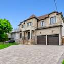 39 Howard Rd, Newmarket, ON
