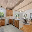 2921 Holyrood Dr, Oakland, CA