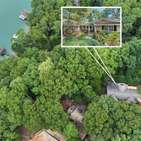 Photo of 5775 Lakeshore Drive