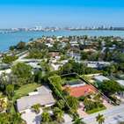 Photo of 329 Bird Key Drive