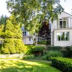Photo of 12 Forest Glen Crescent