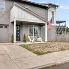 Photo of 552 NE 3rd Ave