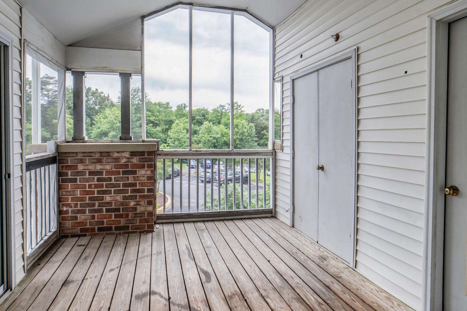 10 of 34. Screened-in Porch.