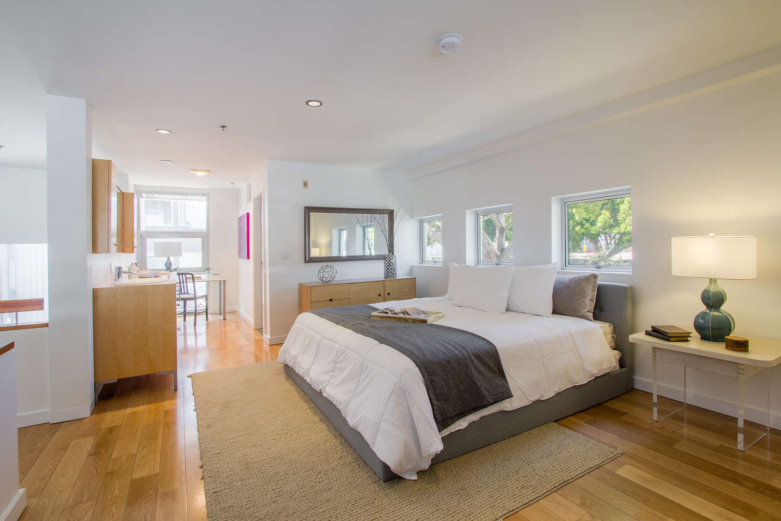 9 of 27. Upstairs loft mezzanine bedroom.