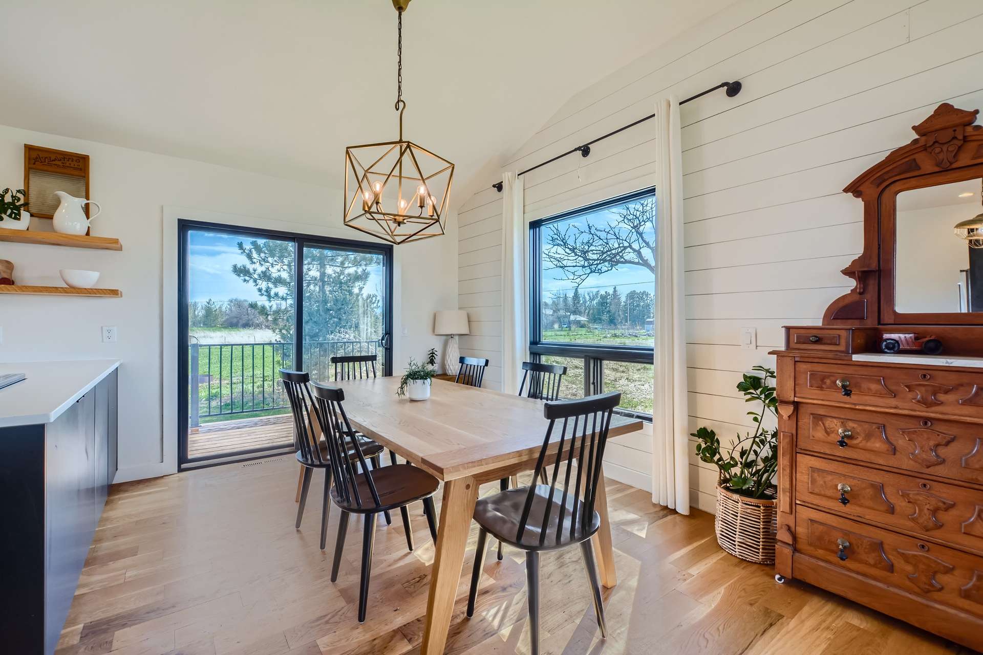 11 of 31. Dining Area