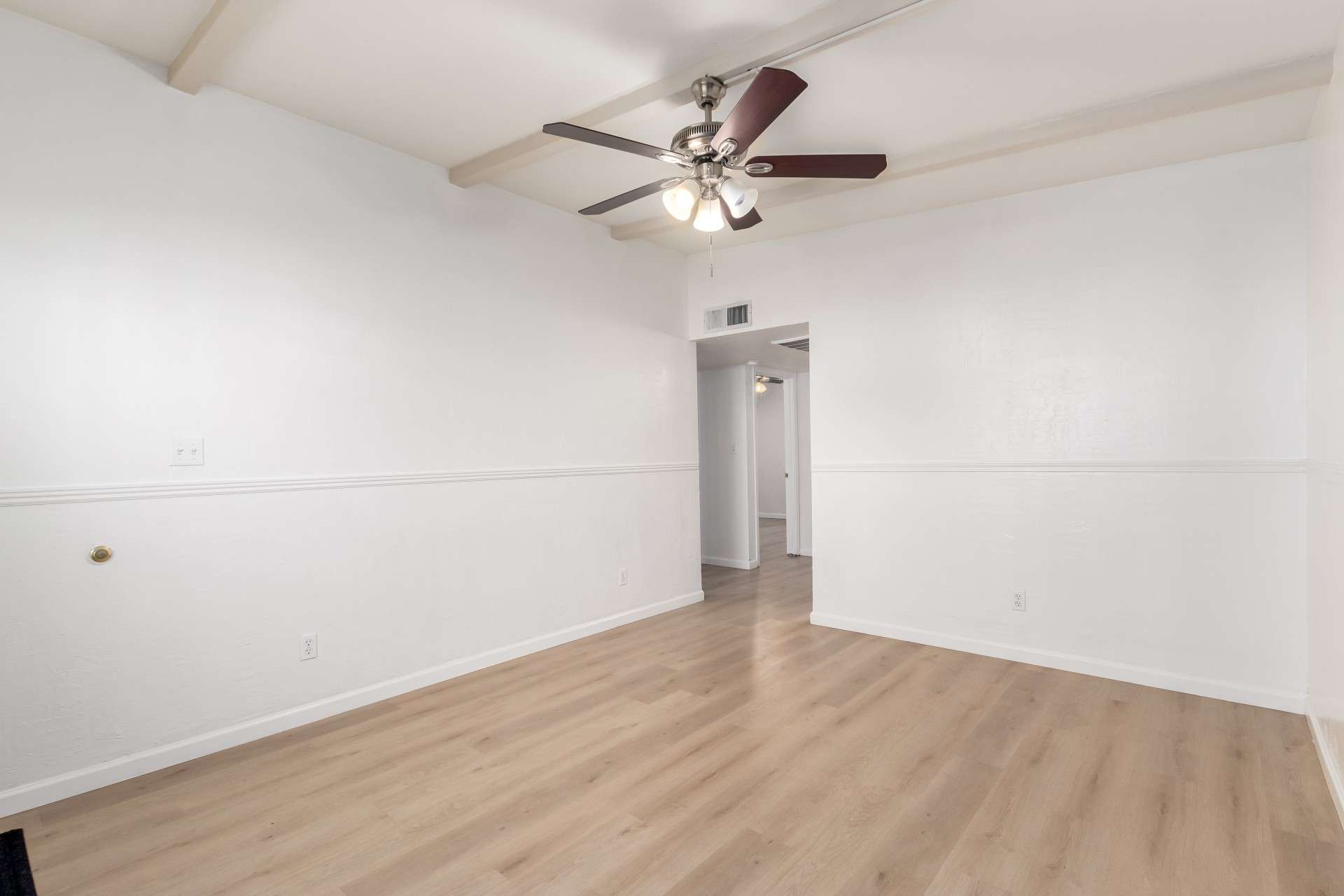 11 of 26. This North Central Phoenix condo offers modern updates, fresh paint, and a neutral color palette, making it move-in ready. Enjoy an open and functional layout with effortless access to community amenities.