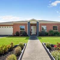 Low Maintenance Living with Jacuzzi Entertainment!