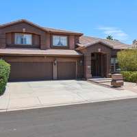 Stunning 5 Bed/3.5 Bath Home in Litchfield Park