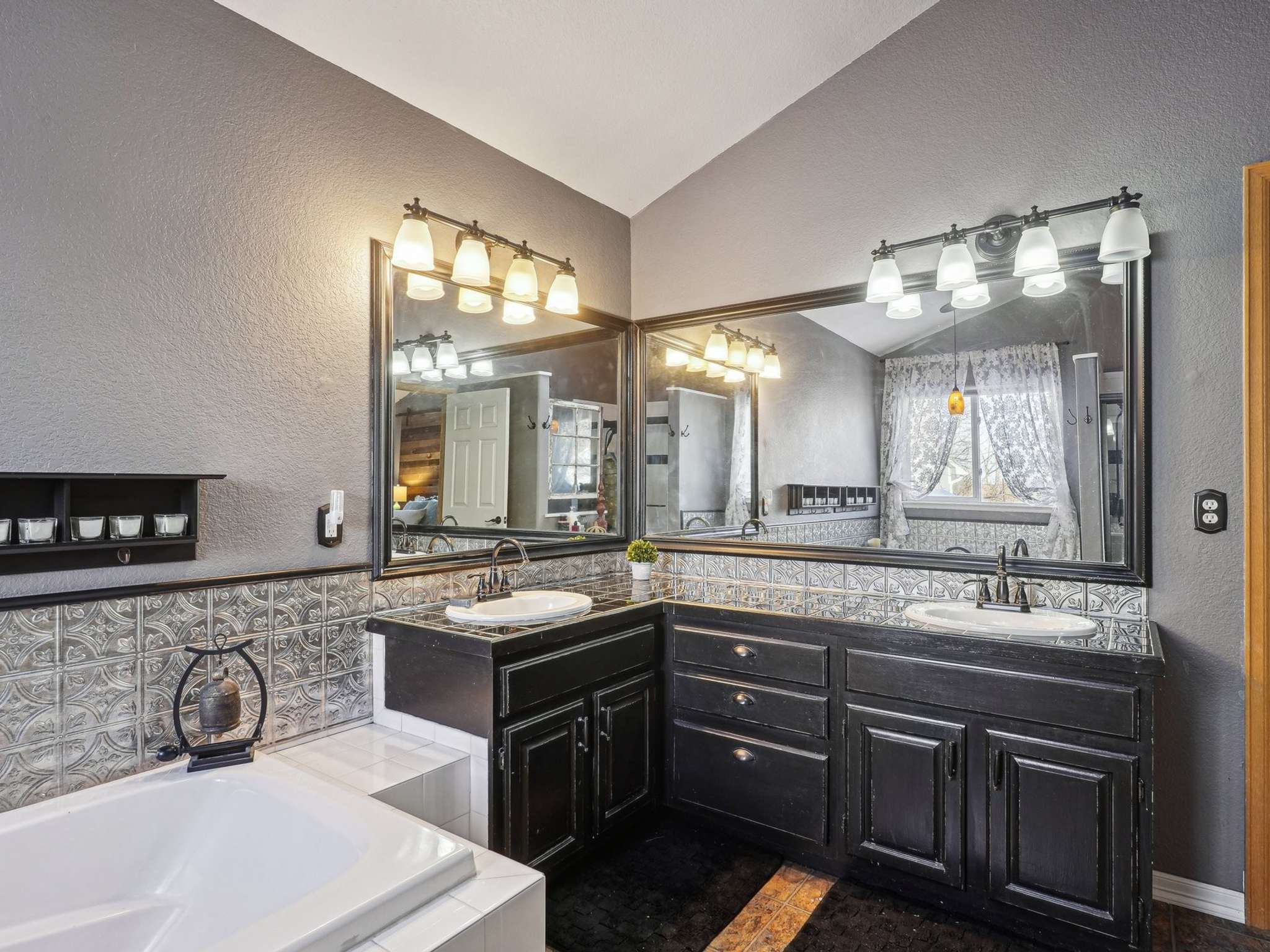 33 of 76. Master Bath