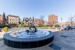 Maryland Plaza Fountain