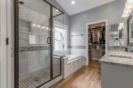 Separate Tub and Shower