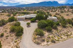 Quintessential Placitas Adobe