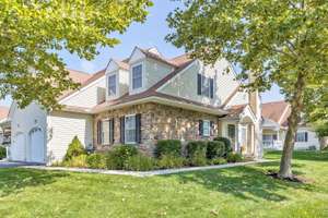 SOLD! In Waynebrook Village