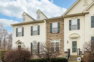Phoenixville Borough Townhome Living At Its Best!
