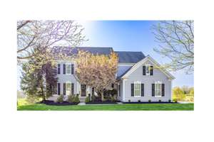 Luxury Living & Backing to the Golf Course --- in Applecross! Downingtown Schools