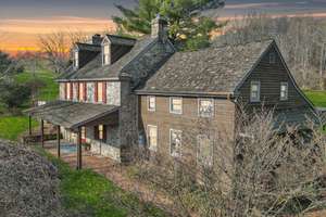 1776 Farmhouse, Barn, Garden Cottage and 3+ Acres!