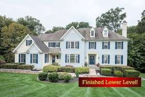 Luxury Living & Finished Walk-Out Lower Level --- West Chester Schools!