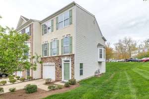 End-Unit Phoenixville Townhome!