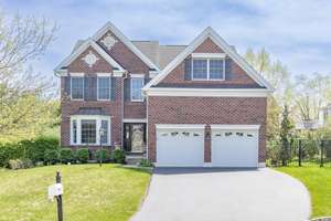 Corner Lot & Finished Lower Level in Byers Station! Downingtown East Schools!