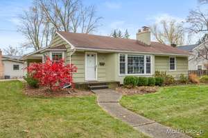 Charming & Updated Ranch in the Heart of East Grand Rapids – Move-in Ready with Room to Grow!