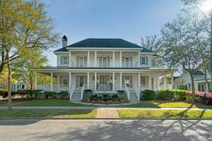 Beautifully Renovated Parkside Estate