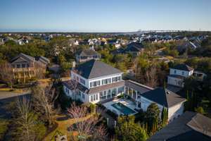 Stately Parkside Home With Pool & Large Yard