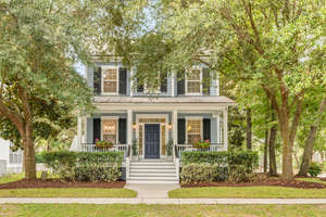 Charming Coastal Cottage in Daniel Island South