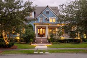 Custom Estate with Spanning Golf Views