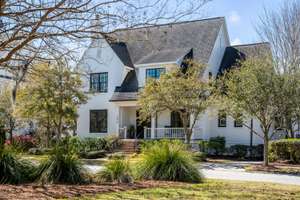Beautiful Parkside Estate with Full Golf Membership