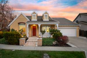 GALE RANGE SINGLE LEVEL HOME