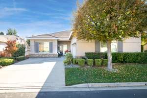 Charming in Brentwood's Active Adult Community, Summerset 4