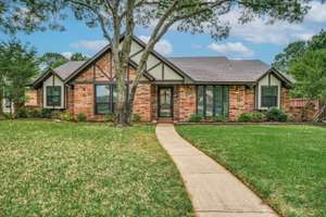 Stylish Comfort and Smart Living in University Estates