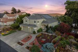 Discover Serene Luxury at 810 Bantry Way: A Captivating Retreat in Benicia, CA