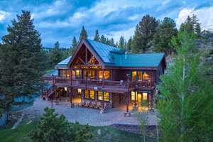 Your Dream Home: With Lake and Mountain Views