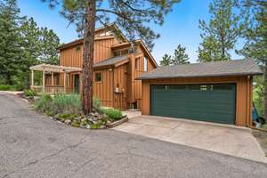 Desirable Sugarloaf Custom Home