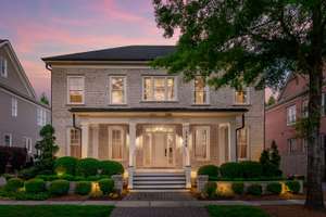 Stately Luxury rental in Heydon Hall gated community