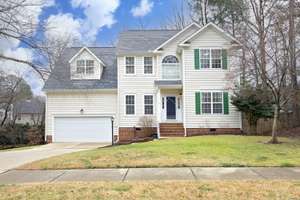 Meticulously maintained home in the Apex neighborhood of Woodridge!