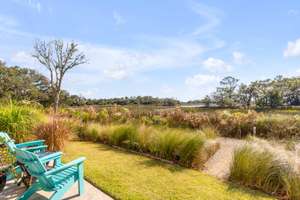 Water Front Townhome with Gorgeous River Views