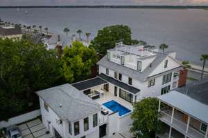 Luxurious Contemporary Home on Charleston's Downtown Waterfront