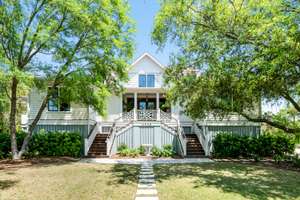 Lowcountry Charm and Contemporary Luxury in Kiawah River