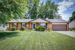 Beautifully Updated Ranch in Wolf Branch!