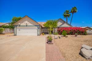 Stunning Corner-Lot Remodel in Peoria with Pool, Privacy, & No HOA!