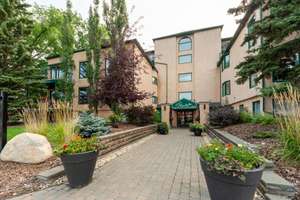 Spacious PENTHOUSE unit in Strathcona