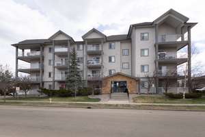Fantastic top floor condo in Wild Rose