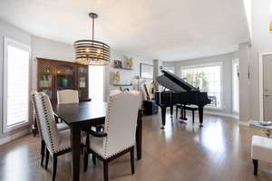 Stunning 2 storey home in St. Albert