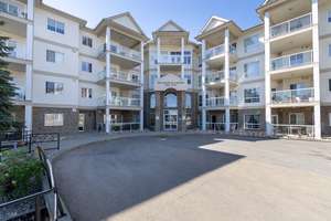 Well-maintained 55+ condo in Mill Woods Town Centre