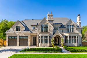 Exceptional in Bayview York Mills, The Bridle Path
