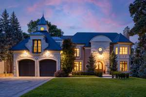 North Drive Manor